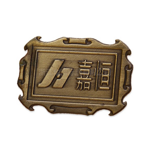 Custom Brass Badge Maker Logo Emblema Decoração de férias com placa de <span class=keywords><strong>metal</strong></span> Relevo Etiqueta Selo Adesivo Sinal Logotipo - Product Image 2