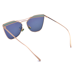 Nuevo diseño para mujer gafas <span class=keywords><strong>de</strong></span> sol súper delgada curva pieza final <span class=keywords><strong>de</strong></span> ojo <span class=keywords><strong>de</strong></span> gato gafas <span class=keywords><strong>de</strong></span> sol polarizadas <span class=keywords><strong>al</strong></span> por mayor - Product Image 4