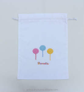 ถุงซักผ้าเด็ก,ถุงซักผ้าเย็บปักถักร้อย - Product Image 2