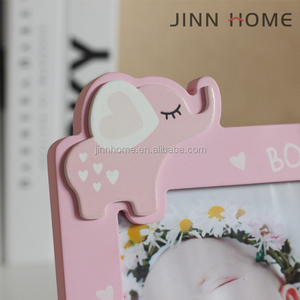 Khung Ảnh Lưu Niệm Em Bé Mới Sinh An Toàn Không Độc Hại Bằng Gỗ Cá Nhân Làm Quà Lưu Niệm - Product Image 3