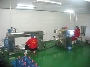 Nhà Máy Nước Sử Dụng Hoàn Toàn Tự Động 450b/H 5 Gallon Dây Chuyền Sản Xuất Nước - Product Image 4