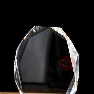 YL-<span class=keywords><strong>2022</strong></span> Prix de <span class=keywords><strong>match</strong></span> de football de haute qualité Sports Octogone Crystal Award Trophy Glass Plaque <span class=keywords><strong>Cup</strong></span> Award - Product Image 5