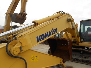 Pelleteuse de haute qualité KOMATSU pc200-7 utilisée par prix inférieur de peinture originale à vendre - Product Image 2