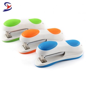 Engrapadora <span class=keywords><strong>Profesional</strong></span> de Escritorio para <span class=keywords><strong>Papel</strong></span> Estándar con Base Antideslizante - Product Image 3