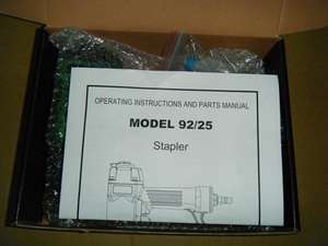 ปืนยิงตะปูลม APLUS 92/25, 18GA 12-25มม., หัว 8.7มม. แบบ 92, ระบบใส่ลวดด้านล่าง - Product Image 4