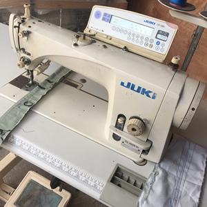 Vente d'usine Machine à coudre à point droit JUKI9000B d'occasion Prix intéressant - Product Image 3