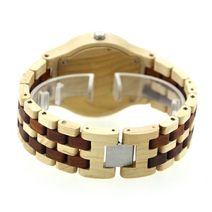 <span class=keywords><strong>Orologio</strong></span> <span class=keywords><strong>da</strong></span> <span class=keywords><strong>Polso</strong></span> <span class=keywords><strong>in</strong></span> <span class=keywords><strong>Legno</strong></span> Fatto a Mano Best Seller con Funzione Luminosa, Nuovo Design, Quadrante <span class=keywords><strong>in</strong></span> Vetro Zaffiro - Product Image 6