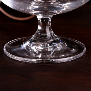 <span class=keywords><strong>Verre</strong></span> <span class=keywords><strong>à</strong></span> vin en <span class=keywords><strong>cristal</strong></span> vintage Raymond 626 ml/22 oz <span class=keywords><strong>à</strong></span> tige courte épaisse, <span class=keywords><strong>verre</strong></span> <span class=keywords><strong>à</strong></span> vin en <span class=keywords><strong>cristal</strong></span> sans plomb pour mariage et fête - Product Image 6