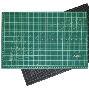 <span class=keywords><strong>Tapis</strong></span> <span class=keywords><strong>de</strong></span> <span class=keywords><strong>découpe</strong></span> rotatif <span class=keywords><strong>de</strong></span> grande taille, directement <span class=keywords><strong>de</strong></span> l'usine, pour l'artisanat, le tissu, le quilting, la <span class=keywords><strong>couture</strong></span>, le scrapbooking - Product Image 1