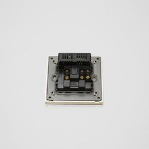 UK Hotel linie multimedia 3 pin steckdose mit <span class=keywords><strong>2</strong></span> usb-anschluss - Product Image 5