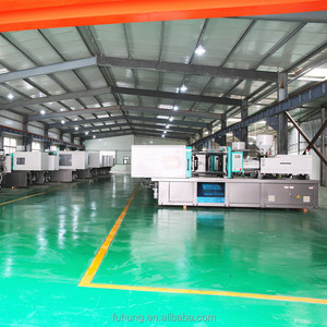 Macchina per Stampaggio a Iniezione Orizzontale Idraulica Automatica Ningbo Fuhong FHG138 da 138 Tonnellate con Pompa a Vite da 42mm per Termoplastici PET/PP - Product Image 6