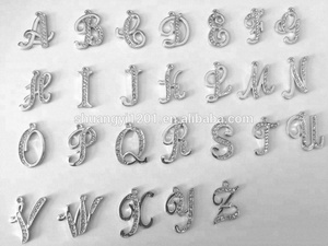패션 26 편지 그리스어 알파벳 a-z 크리스탈 cursive 모양의 편지 펜던트 매력 - Product Image 3