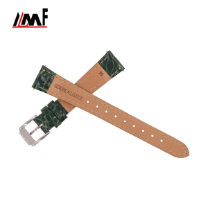 Montre-bracelet classique à flanc en alligator brillant de taille multiple Bracelet en cuir Boucle en acier inoxydable au tannage végétal Cuir exotique - Product Image 2