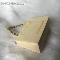 Boîte de sac en papier personnalisé Premium Faveurs Élégant Champagne Triangle Bonbons Beige vogue pour les invités d'anniversaire de douche de bébé de mariage