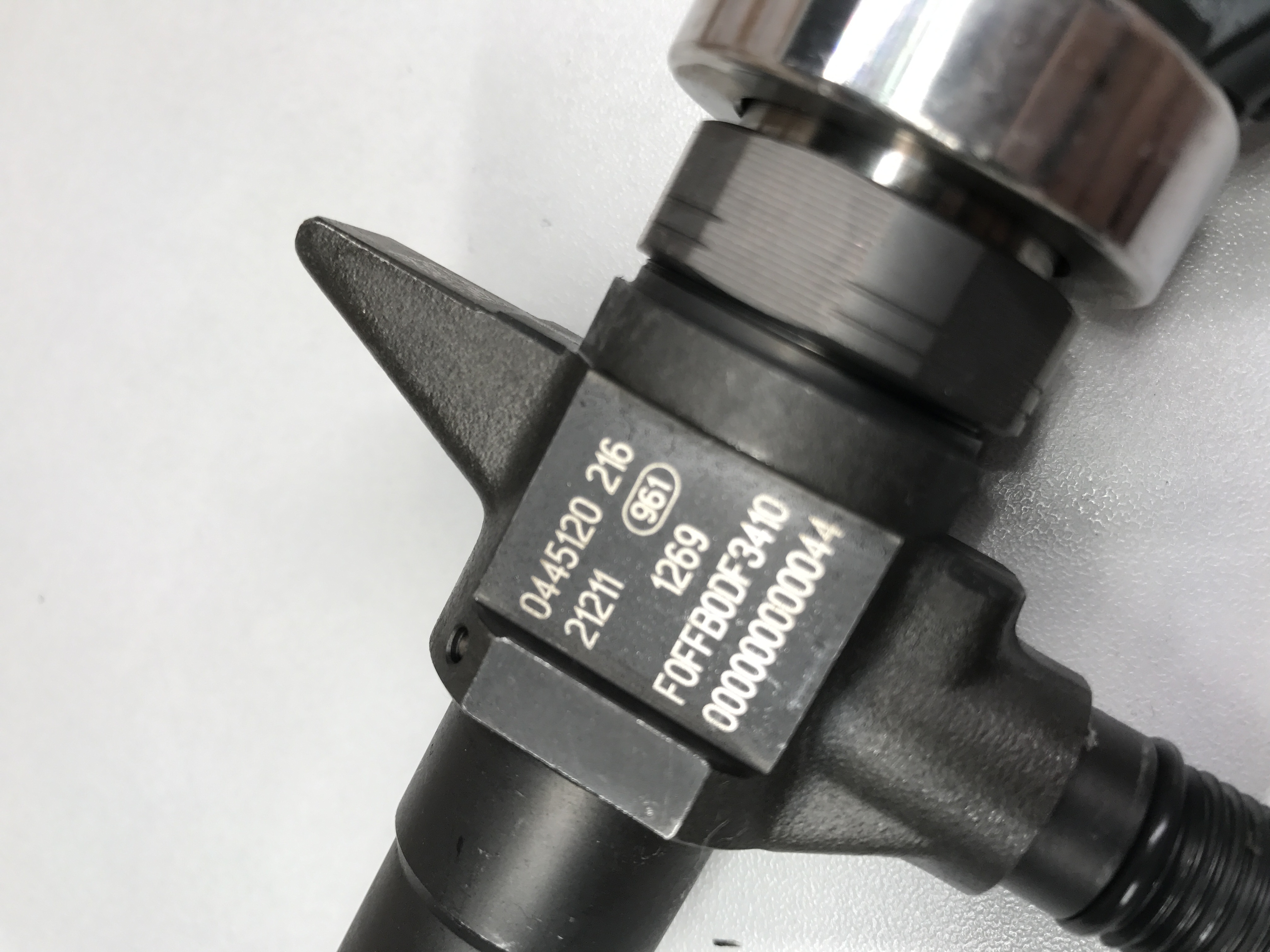 Common Rail Injector  0445120216
