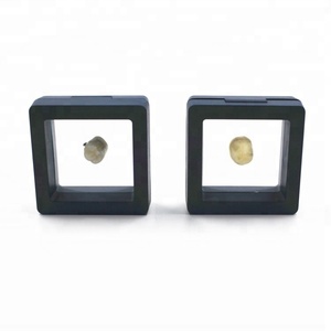Caja de Exhibición para Monedas con Marco de Plástico y Membrana, 5x5x2cm - Product Image 2