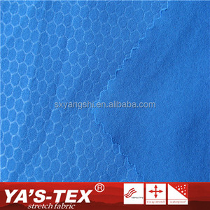 Chine En Gros Polyester <span class=keywords><strong>Nid</strong></span> <span class=keywords><strong>D</strong></span>'<span class=keywords><strong>abeille</strong></span> En Relief <span class=keywords><strong>Textile</strong></span> Tissu Pour Vêtement - Product Image 1