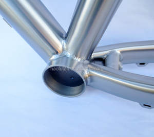 Novo Modelo de Quadro de Bicicleta de Estrada em Titânio de Alta Qualidade ISP 700C com Tubo de Direção Externo e Roteamento de Cabos Externo - Product Image 3