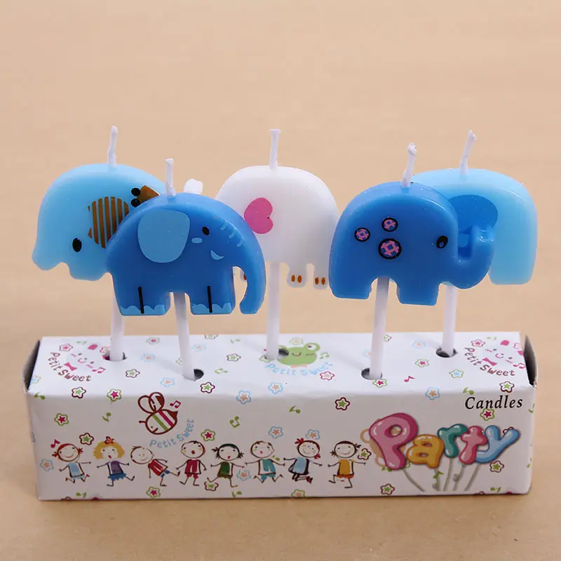 Grande divertimento festa di famiglia elefante tema animale guardare candele per i bambini prima torta di compleanno