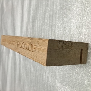 Natuurlijke Bamboe Display Standaard Etherische Olie Fles Rack Custom Gegraveerd Logo Houten Fles Plint Oliën Organizer Houder Te Koop
