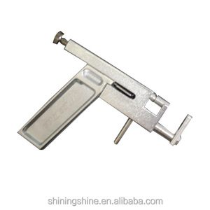 2020 Hot Sale Beauty Cosmetic Tools Ear <strong>Piercing</strong> Kit Ear <strong>Piercing</strong> <strong>Gun</strong> - Product Image 1