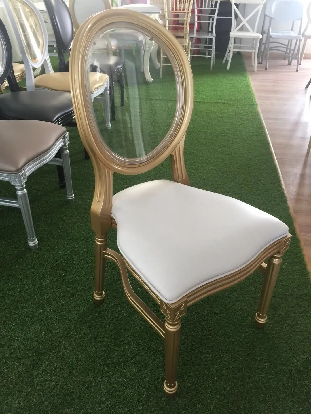 Precio al por mayor, silla de boda, silla de louis blanca francesa apilable