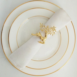 Anelli <span class=keywords><strong>Portatovaglioli</strong></span> in Metallo a Forma di Renna Dorata per Decorazioni Natalizie e Matrimoni - Product Image 3