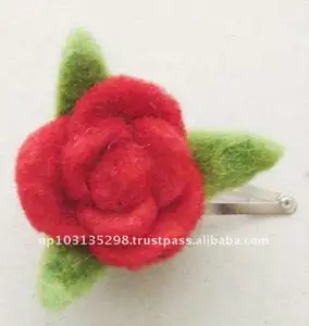 handmade felt flower hairclip