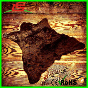 Faux fur piel del oso acento alfombra de peluche de felpa - Product Image 1