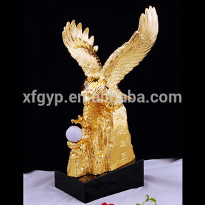 <span class=keywords><strong>Grand</strong></span> <span class=keywords><strong>aigle</strong></span> trophée polyresin, les ailes et voler. <span class=keywords><strong>aigle</strong></span>. statue - Product Image 1