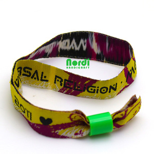 Usine directement prix personnalisé <span class=keywords><strong>Festival</strong></span> <span class=keywords><strong>tissu</strong></span> Sublimation impression <span class=keywords><strong>Bracelet</strong></span> événement tissé Bracelets pour Concert fête - Product Image 5