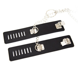Cinghie in Pelle PU con Manette, Polsiere e <span class=keywords><strong>Collare</strong></span> per Giochi per Adulti BDSM o Fetish - Product Image 4