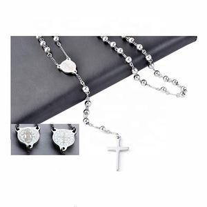 Collana di perline del rosario in acciaio inossidabile da 30 pollici in argento strumento di preghiera cattolica con santo benedetto oggetto religioso <span class=keywords><strong>cristiano</strong></span> inciso - Product Image 3