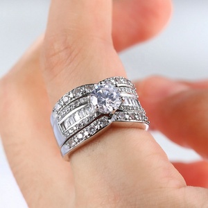 Oem Design Elegant Fashionable Low Moq 18k White <strong>Gold</strong> 3 Piece Cz Engagement Wedding <strong>Rings</strong> <strong>Sets</strong> for Women YG018 - Product Image 2