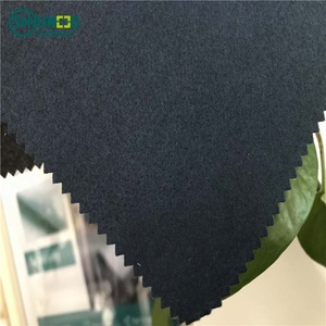 La última producción de ropa, debajo del cuello entretela personalizada de poliéster, fieltro para trajes - Product Image 5