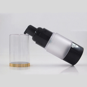 Botellas <span class=keywords><strong>de</strong></span> loción <span class=keywords><strong>de</strong></span> plástico sin aire Hengjian 15ml 30ml 50ml 100mL tapa transparente <span class=keywords><strong>de</strong></span> cuerpo negro esmerilado para cosméticos <span class=keywords><strong>de</strong></span> crema para el cuidado <span class=keywords><strong>de</strong></span> la piel - Product Image 3