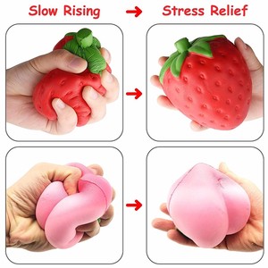 Set di 4 Frutti Squishy Mskwee Fragola Pesca Banana Limone Mela Giocattolo Antistress a Lenta Risalita per Bambini - Product Image 5