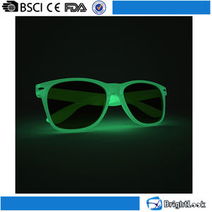 Glow In The Dark Frame Logotipo Personalizado Óculos CE UV400 óculos de Sol Brilham No Escuro, Night Club óculos - Product Image 4