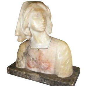 Busto de Cabeza Femenina Antigua de Mármol Tallado a Mano de Juana de Arco - Product Image 6
