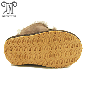 Haute Qualité En Gros Personnalisé <span class=keywords><strong>Pas</strong></span> <span class=keywords><strong>Cher</strong></span> chaussures enfants bébé enfants pour bébé intérieur chaussons crochet - Product Image 4