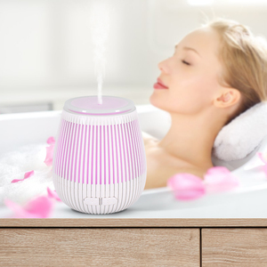 Penjualan Laris Warna-warni USB Aroma Penyegar Udara Rumah Spa Ruangan Nebulizing Minyak Ultrasonik Esensial Penyebar Hitam 100Ml