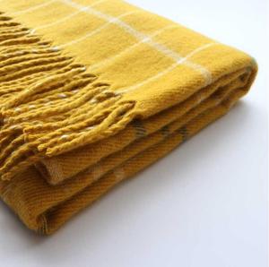 <span class=keywords><strong>Écharpe</strong></span> en cachemire jaune à carreaux avec franges, <span class=keywords><strong>prix</strong></span> de gros ZP - Product Image 2