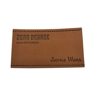 Giá rẻ Faux dập nổi biểu tượng thương hiệu tùy chỉnh trống PU da vá nhãn Tag cho quần áo - Product Image 1