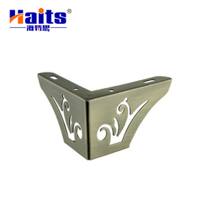 Gambe per Divano <span class=keywords><strong>in</strong></span> Metallo Effetto <span class=keywords><strong>Legno</strong></span> di Alta Qualità a Basso Prezzo Piedini Decorativi <span class=keywords><strong>in</strong></span> Metallo per <span class=keywords><strong>Mobili</strong></span> - Product Image 3