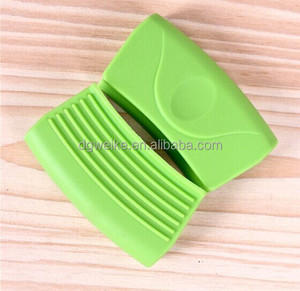 Cuisine Bar Anti-dérapage <span class=keywords><strong>Four</strong></span> Plat <span class=keywords><strong>Plaque</strong></span> Ustensiles de <span class=keywords><strong>Cuisson</strong></span> <span class=keywords><strong>Silicone</strong></span> Résistant À La Chaleur Clip Rouge - Product Image 3