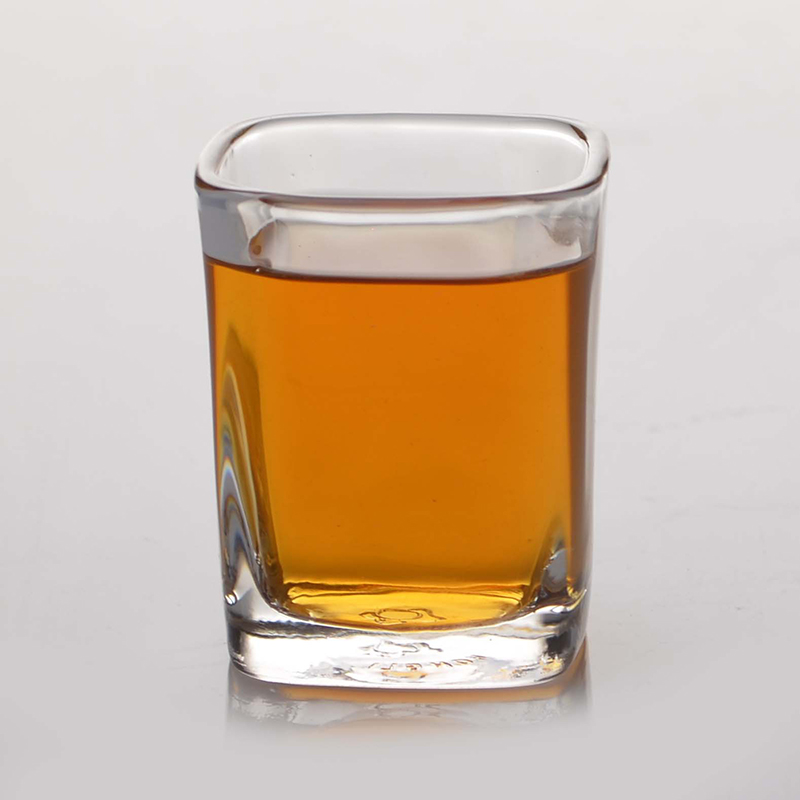 Custom logo high quality glass shot glasses square shot glass