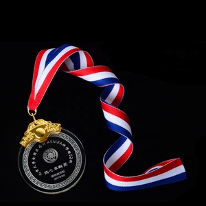 Pas cher en gros en verre cristal rond médaille compétition sportive étudiant graduation saison médaille en métal de souvenir