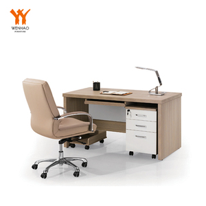 Basit patron yönetici ofis masası özellikler tasarım masası yöneticisi ceo'su için yüksek kaliteli ofis masası - Product Image 1