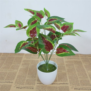 Hierba artificial verde Plantas de plástico Arbusto de hojas Verdor artificial Hojas tropicales para <span class=keywords><strong>el</strong></span> hogar Decoración de la boda Suministros para fiestas - Product Image 4