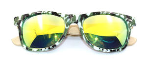 Estilo clásico patrón de camuflaje de marco de plástico gafas de sol de bambú-pierna gafas de sol unisex - Product Image 2